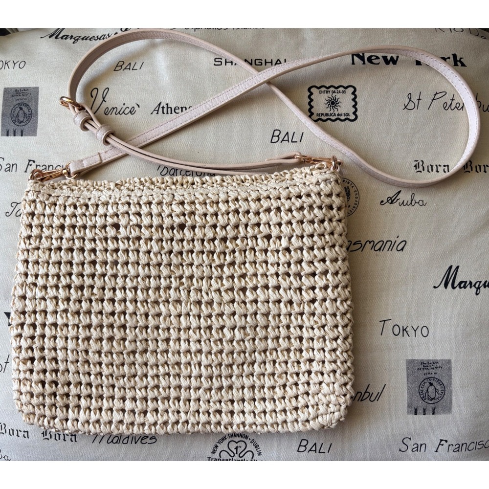LC Lauren Conrad Beige Straw Crochet Crossbody/Clutch Purse Boho Summer Floral - Picture 2 of 8
